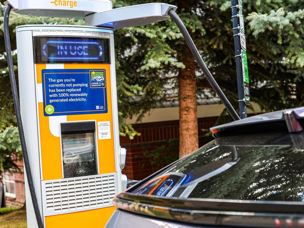 Colorado to roll out new rules for retail electric vehicle chargers