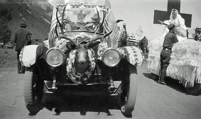 Willoughby: A patriotic wartime on July 4