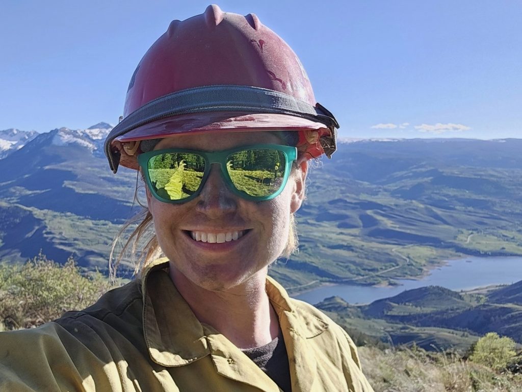 Colorado Hockey Community Mourns Fallen Firefighter Emily Barker