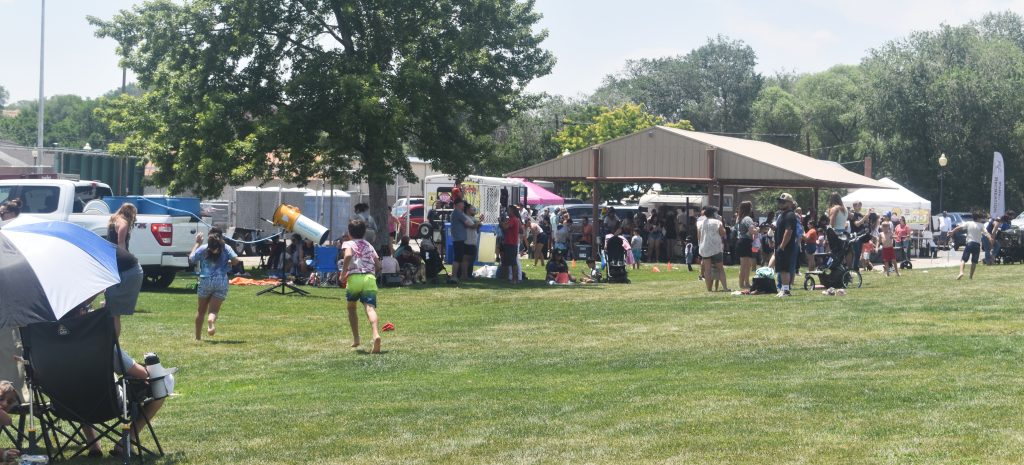 PHOTOS: Rifle dives into Independence Day