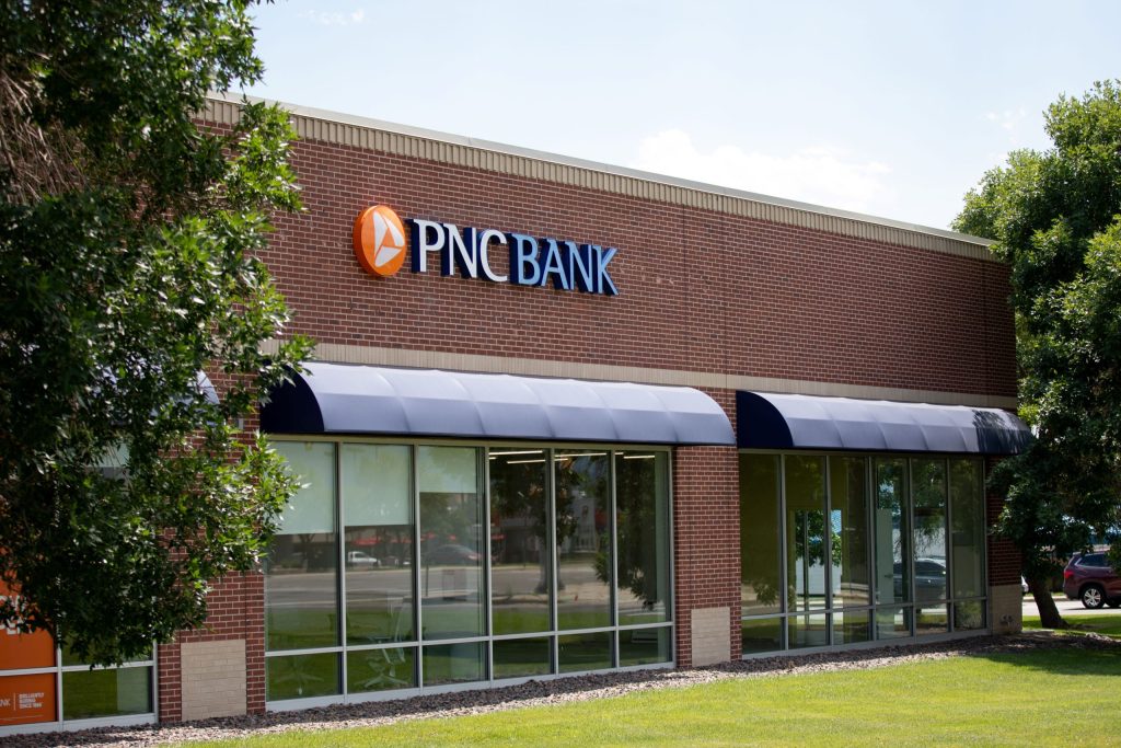 Bank sees long lines, increased calls at Western Slope locations following conversion of FirstBank accounts